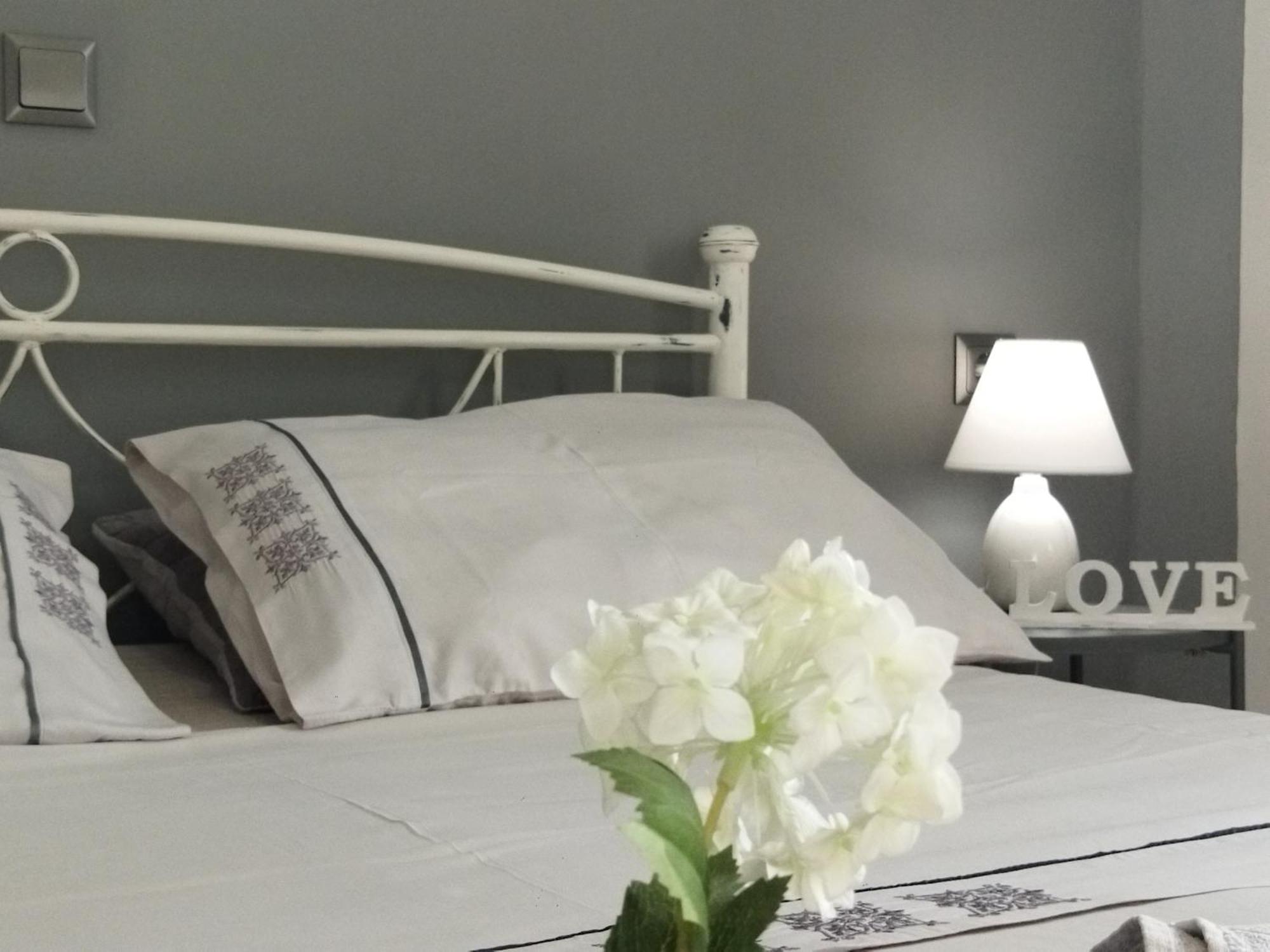 Grey Sense Luxury Apartment *